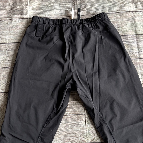 Fabletics Jogger - Picture 6 of 12